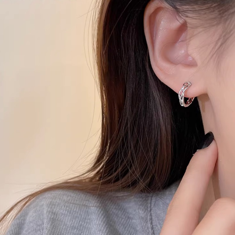 We flower Bông Tai Mạ Bạc 925 Hình Tròn Đôi Thời Trang Dành Cho Nam Nữ