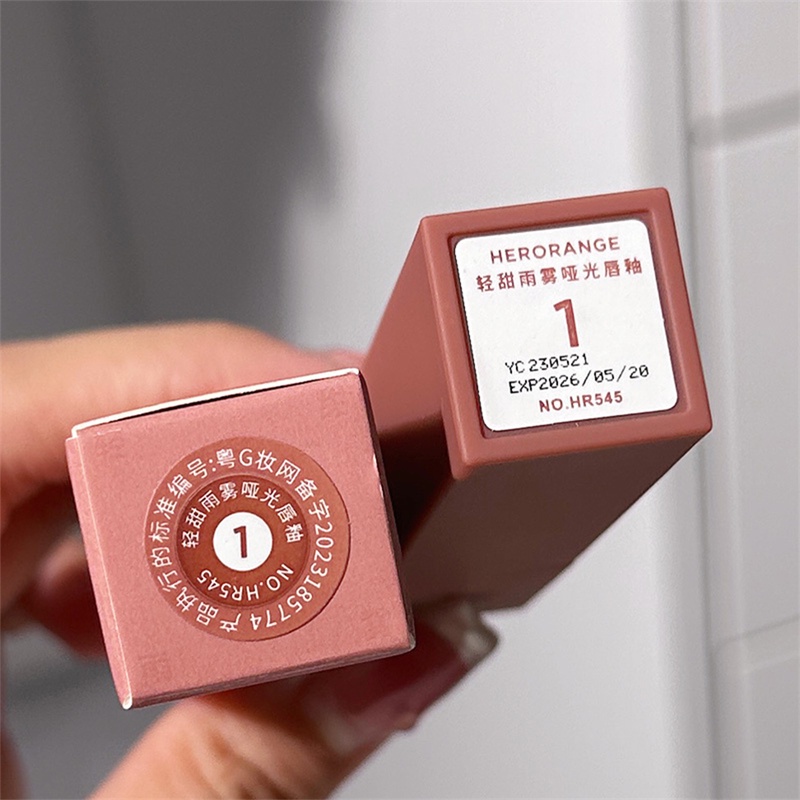 Son Kem Lì Lâu Trôi Màu Sắc Thời Trang Thương Hiệu Focallure