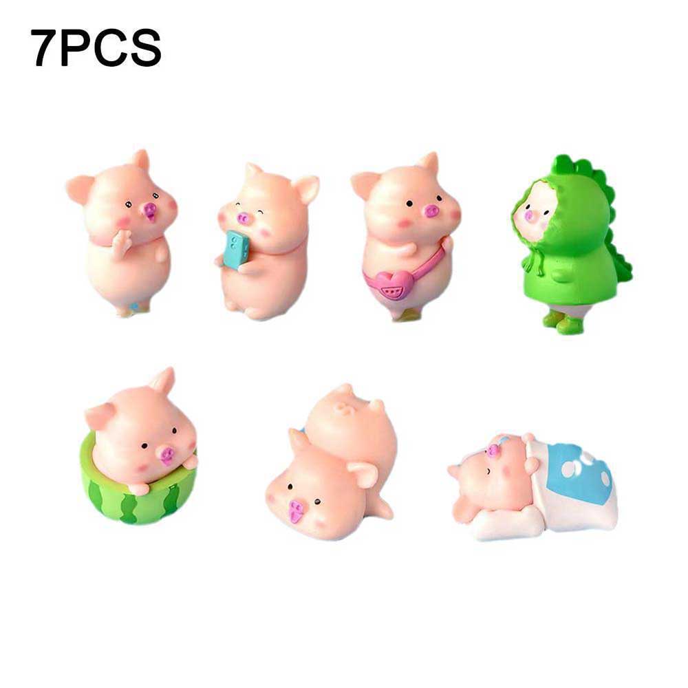 7 pieces/set of cute cartoon pigs, bonsai, and meaty decorations, car mounted small ornaments, children's toy dolls