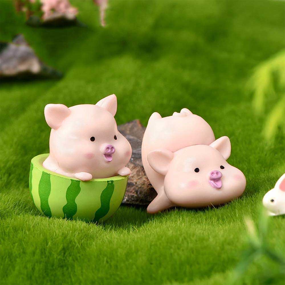 7 pieces/set of cute cartoon pigs, bonsai, and meaty decorations, car mounted small ornaments, children's toy dolls