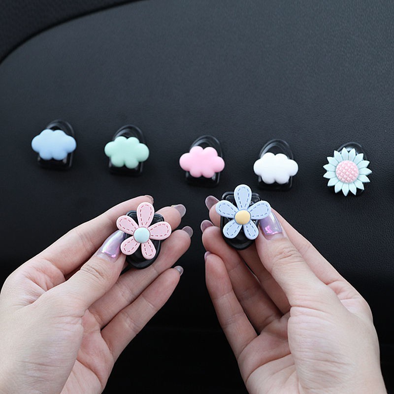 Móc Treo Đồ mini Gắn Tường Đa Năng Cho Xe Hơi