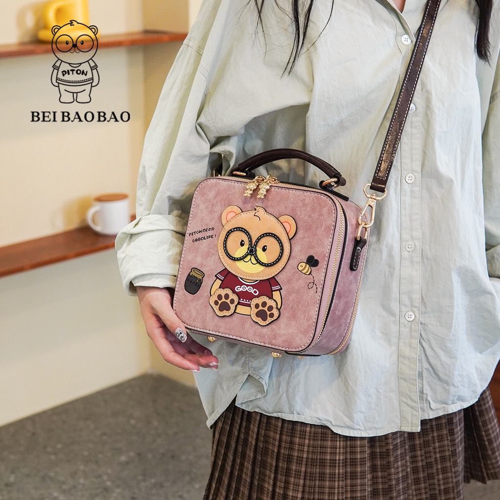 Túi đeo chéo nữ thời trang mới 2023 thích hợp Túi xách tay gấu túi vuông