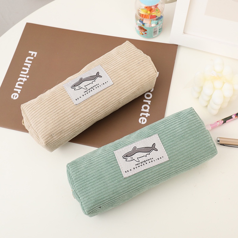 1 Túi Đựng Bút Thêu Hình Cá Mập Dễ Thương Sáng Tạo