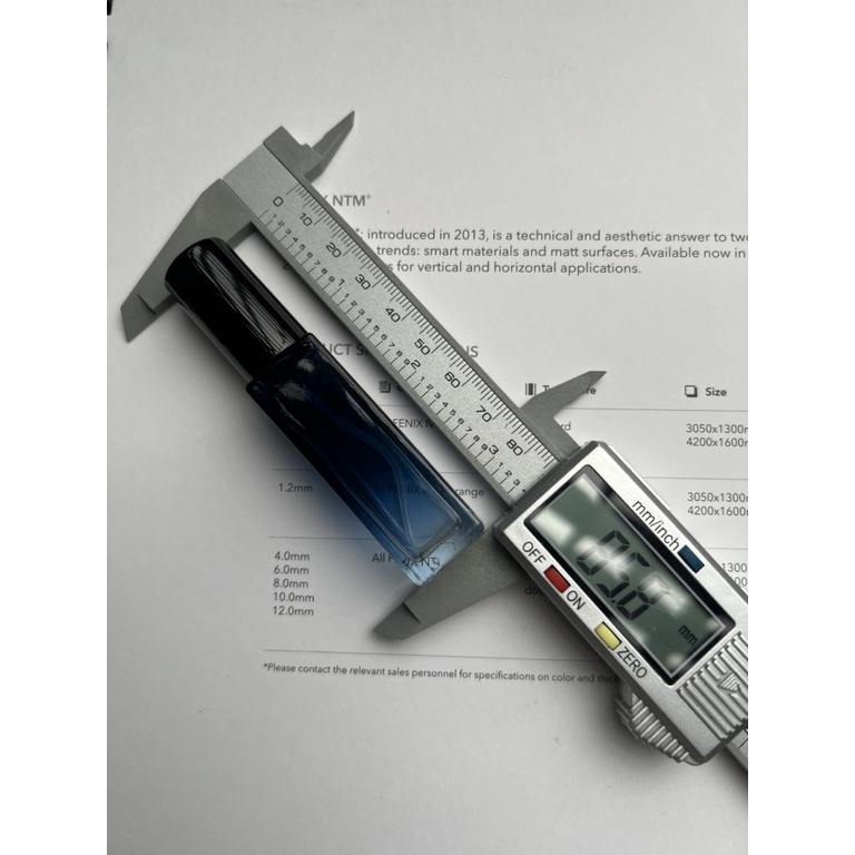 Chai chiết nước hoa 9ml  thân vuông lùn ombre nhiều màu, tinh tế, tiện dụng.