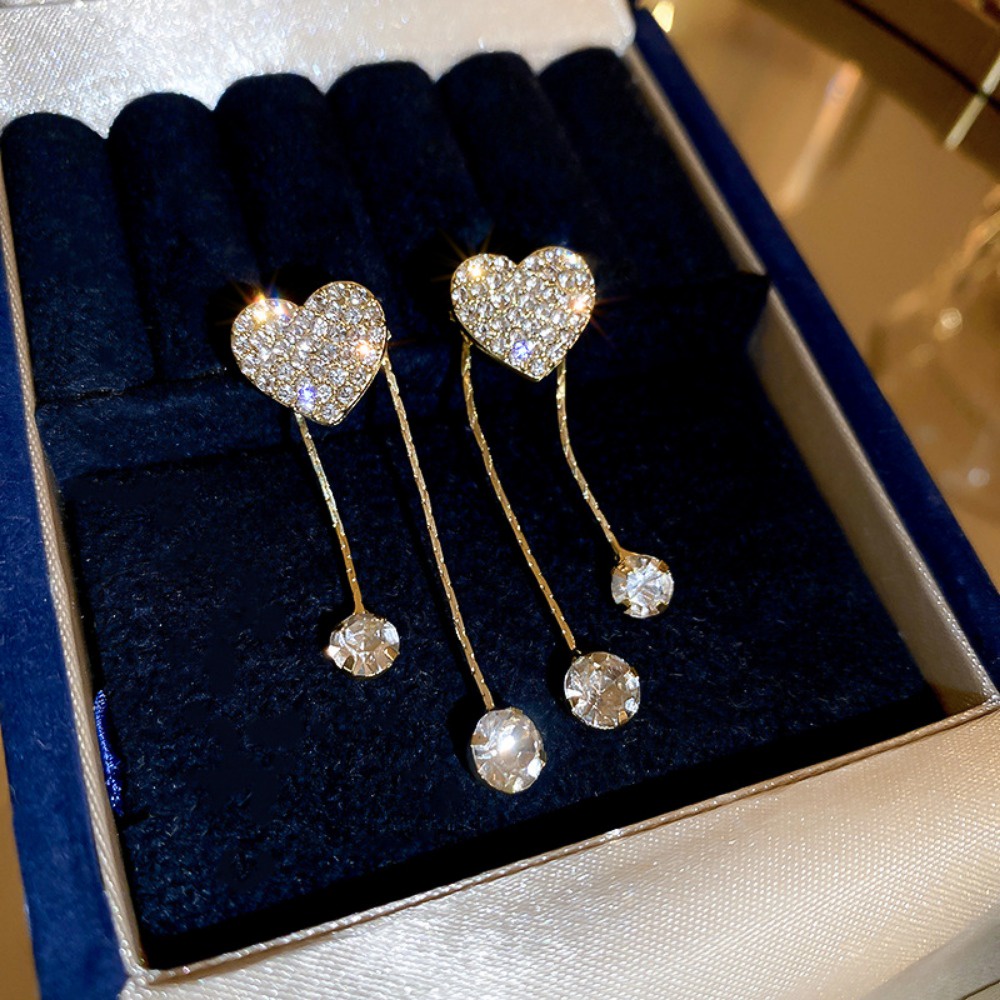 Khuyên Tai Tua Rua Hình Trái Tim Đính Đá Pha Lê Thời Trang Hàn Quốc