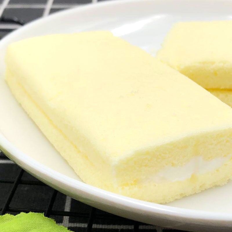 Combo 5 Chiếc Bánh Bông Lan Yipin Đậu Nành