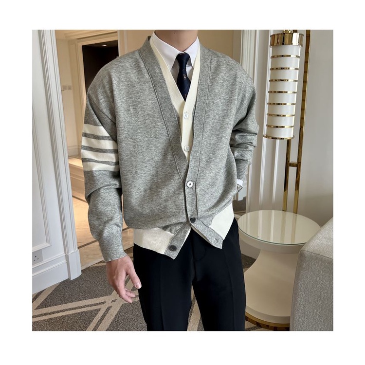 Áo Khoác cardigan Cổ Chữ v Màu Sắc Tương Phản Phong Cách retro Cao Cấp Cho Nam