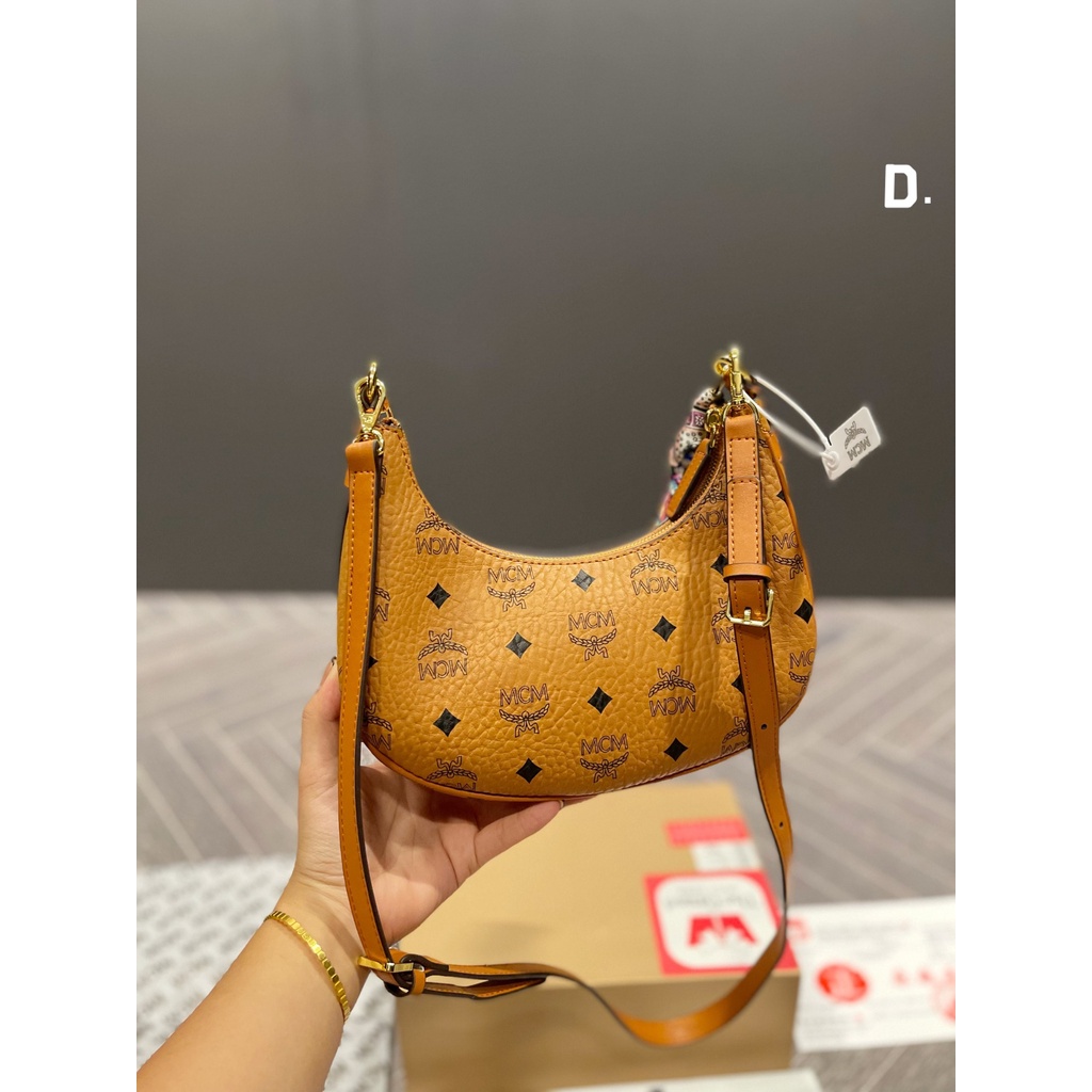 Mcm Túi Xách boston Phong Cách Thời Trang Châu Âu Dành Cho Nữ