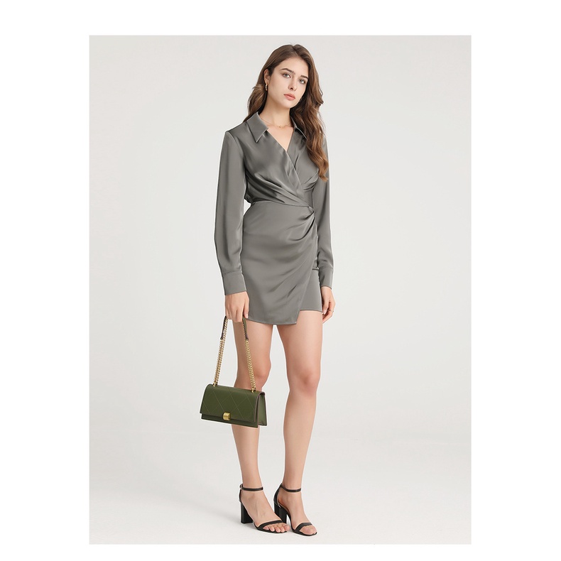 Túi Đeo Chéo Một Bên Vai Có Dây Xích Thiết Kế Cao Cấp Phong Cách Mới Dành Cho Bạn Nữ