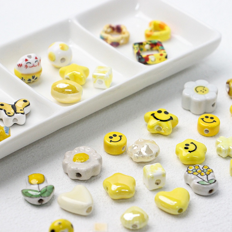 Chuỗi Hạt Gốm Hình Vuông / Trái Tim Màu Vàng Sữa Làm Trang Sức Thủ Công diy