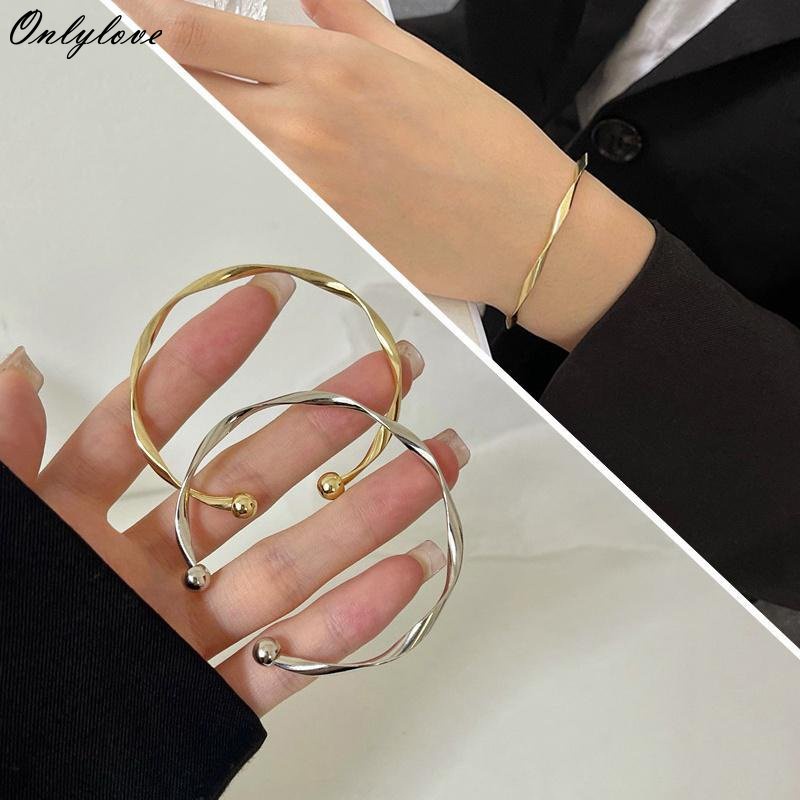 Vòng Tay Dạng Xoắn Màu Vàng / Bạc Đơn Giản Thời Trang Cho Nữ Mèo Mơ VT03