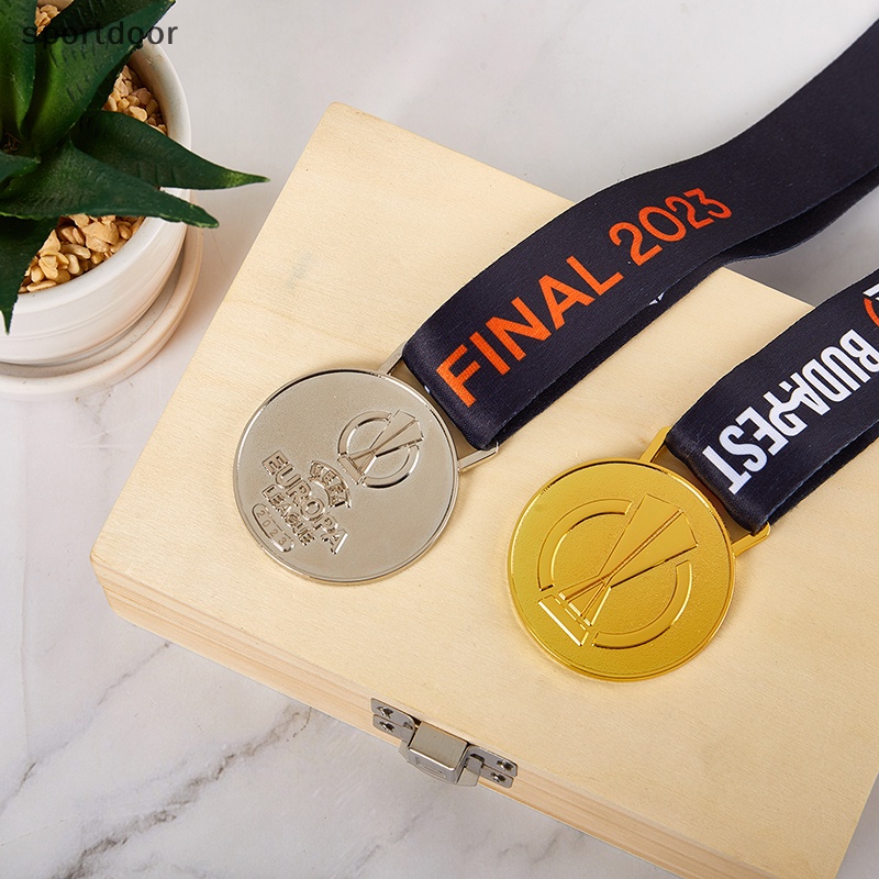 Bộ Sưu Tập Các Huy Hiệu Bóng Đá Bằng Kim Loại medal Huy Chương Vàng Châu Âu