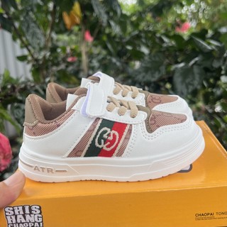 Giày thể thao đế mềm êm chân có quai dán tiện lợi cho bé trai, bé gái- Giày Sneaker với màu sắc nổi bật cho bé 715