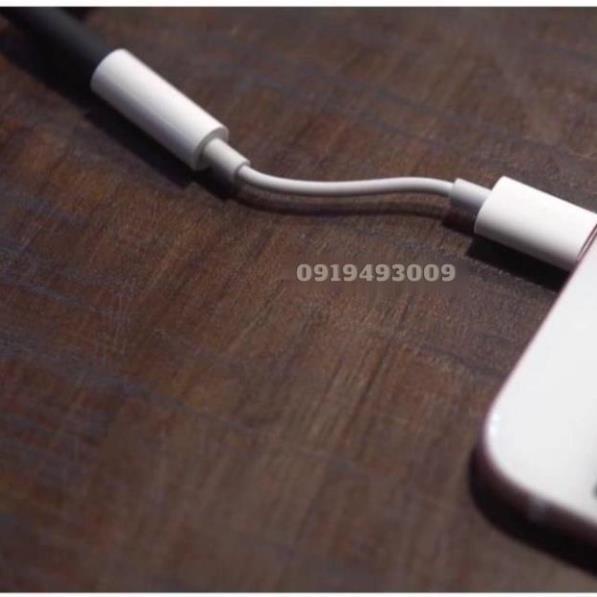 Cáp chuyển đổi tai nghe sang chân tròn 3.5 mm có hỗ trợ mic đàm thoại-jack PUCEN