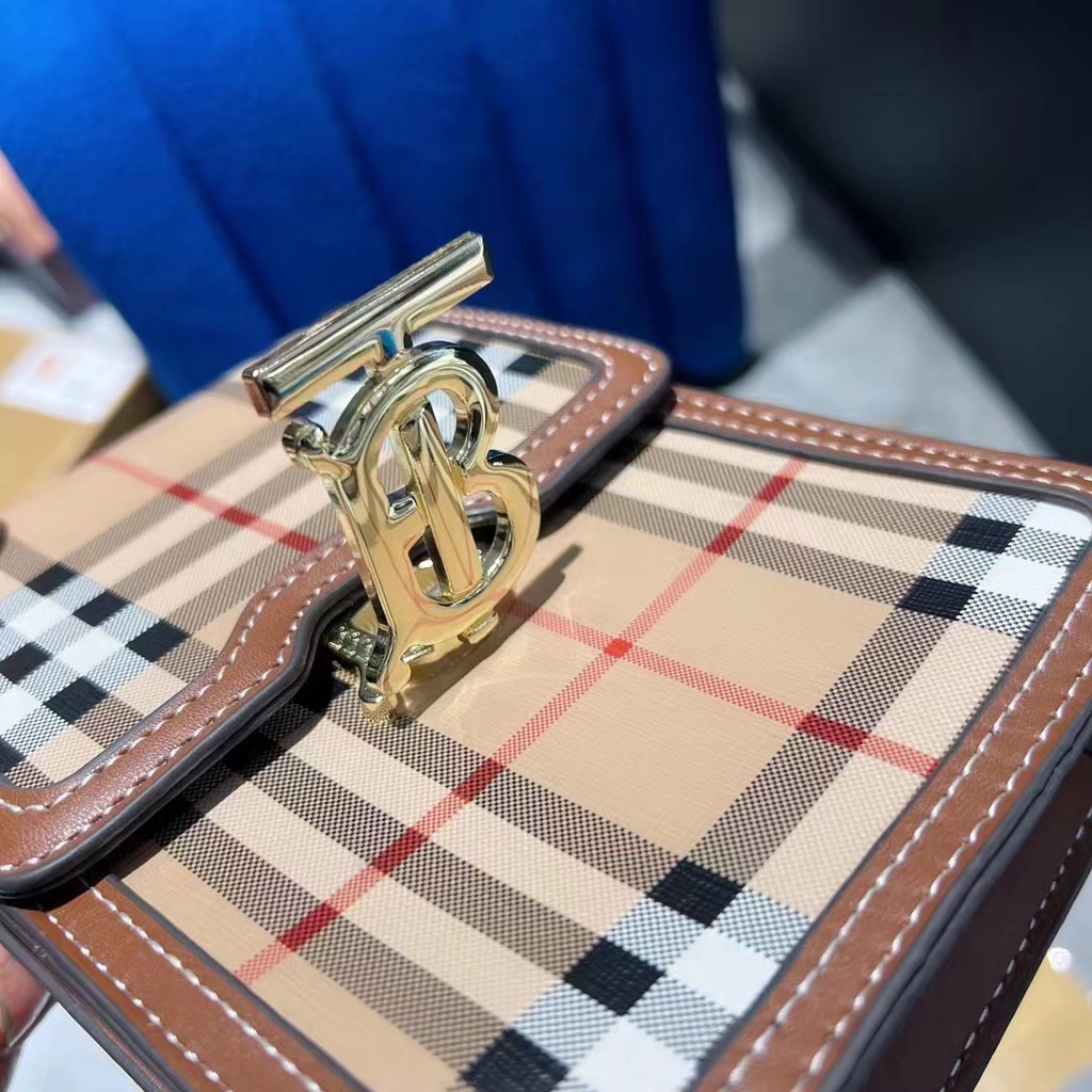 Burberry Túi Da Đeo Chéo Thể Thao Đựng Điện Thoại Thời Trang Cho Nam Và Nữ