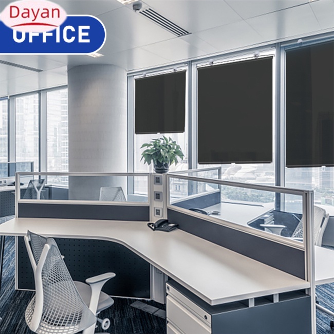 Rèm Cửa Sổ Che Nắng Có Đầu Hút Chân Không Kích Thước 49.12 x 22.79 inches