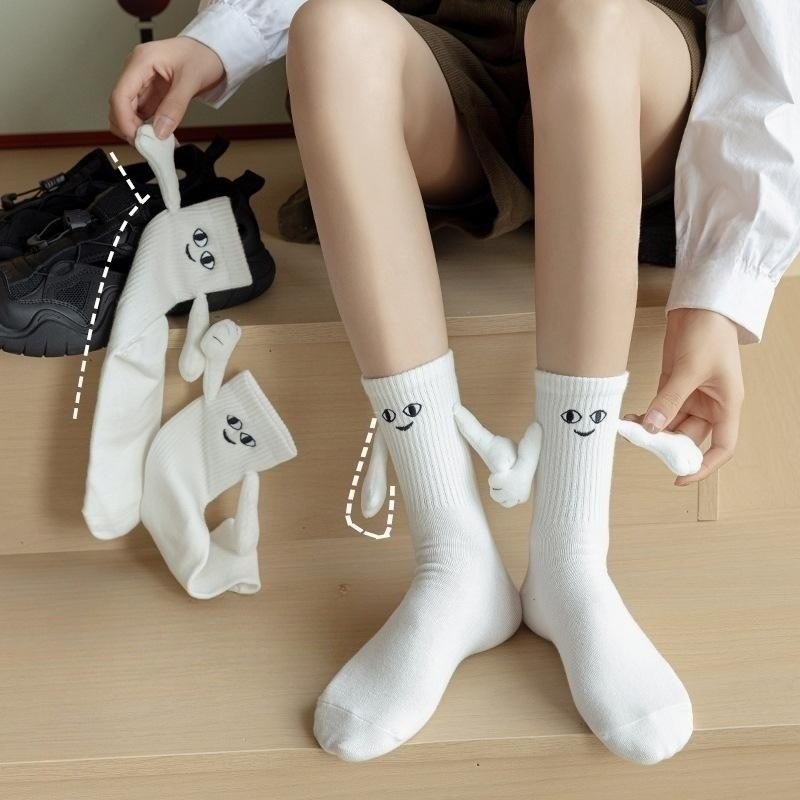 Vớ Nam Châm Cầm Tay Họa Tiết Hoạt Hình Dễ Thương Cho Cặp Đôi
