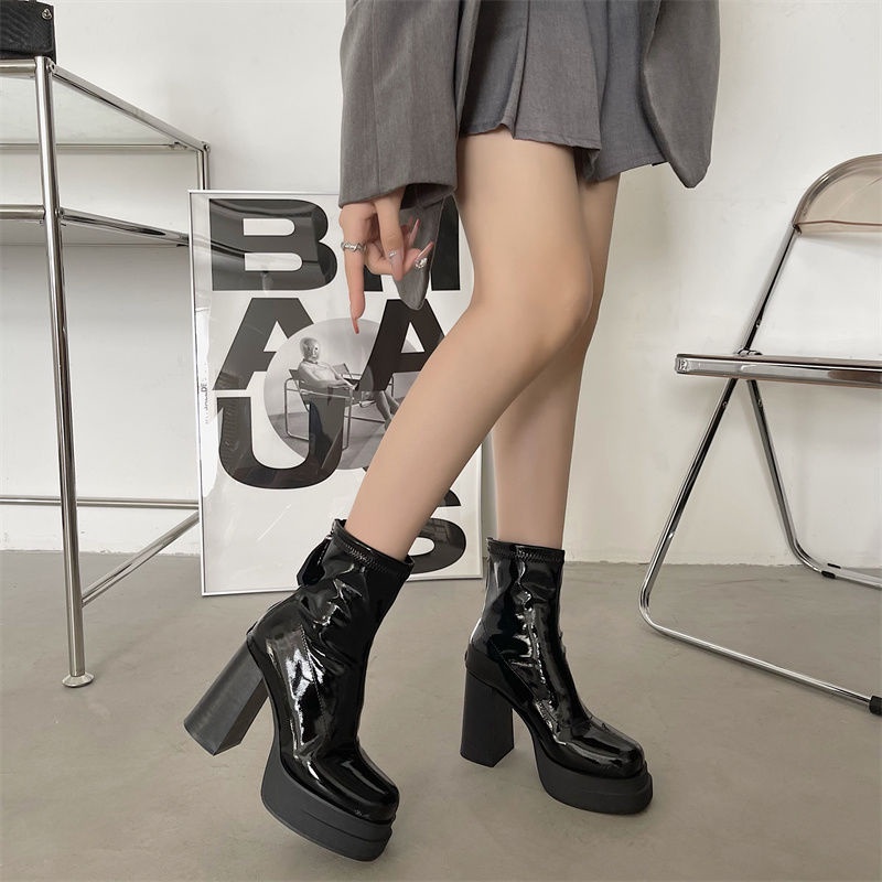 Giày Boot Cao Gót Mũi Tròn Phong Cách Sành Điệu