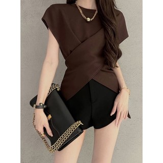 Áo Thun cotton Tay Ngắn Thiết Kế Đan Chéo Màu Sáng Phong Cách Cá Tính Cho Nữ