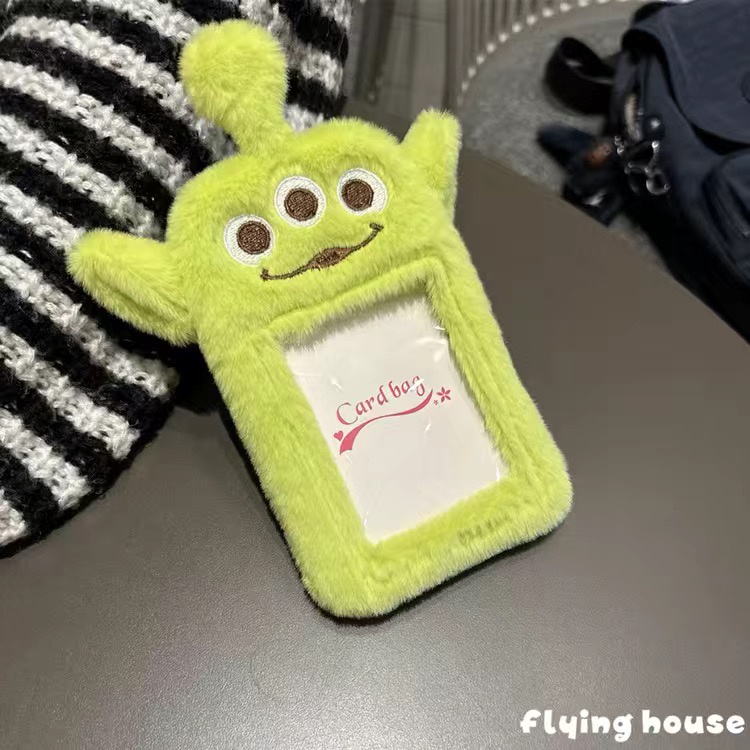Sanrio Túi Đựng Thẻ id / Thẻ Ngân Hàng / Xe Buýt Bằng Lông Nhung 3 inch Hoạ Tiết Hoạt Hình kuromi