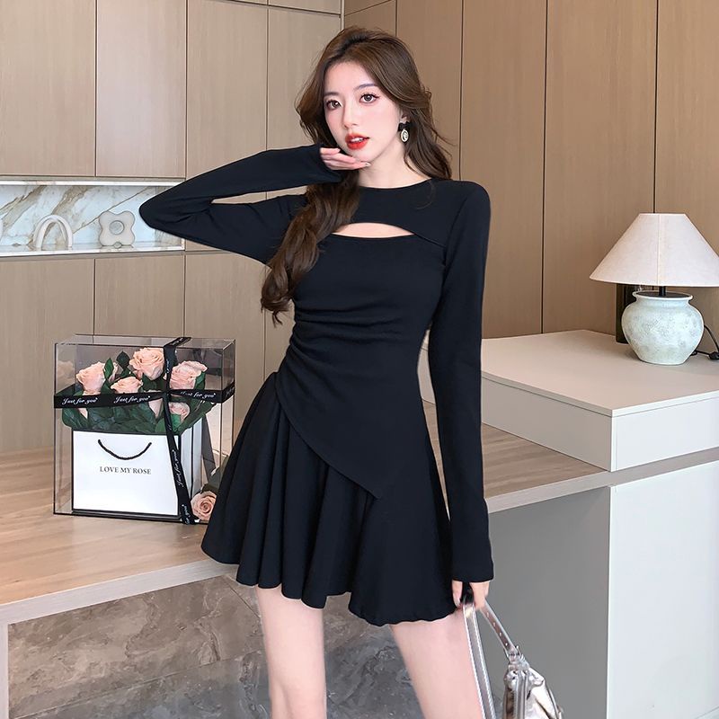 Áo Thun Mùa Thu 2023 Dáng Chữ a Khoét Lỗ Phong Cách Đường Phố Châu Âu Cho Nữ