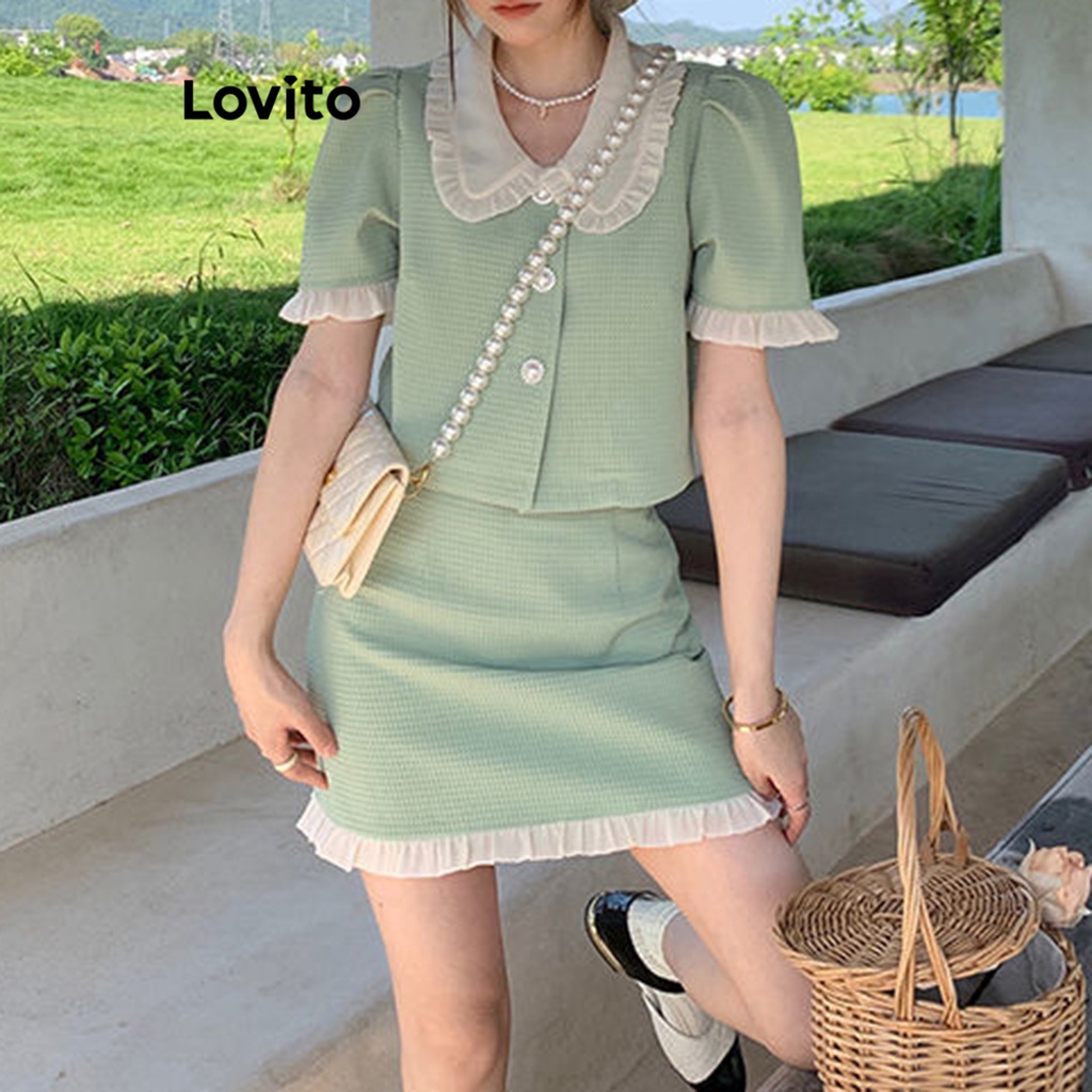 Set chân váy Lovito tay phồng viền nhún bèo ngọc trai cài nút màu trơn thường ngày cho nữ LNA16027 (Màu xanh lá bạc hà)