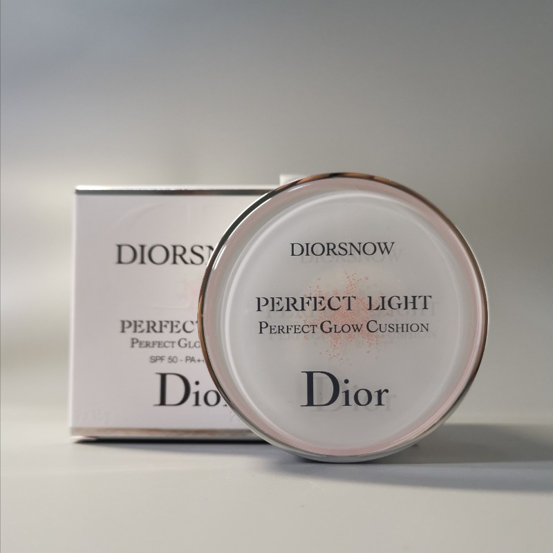 Dior Kem Nền Trang Điểm Dạng air cushion Lấp Lánh 010 #