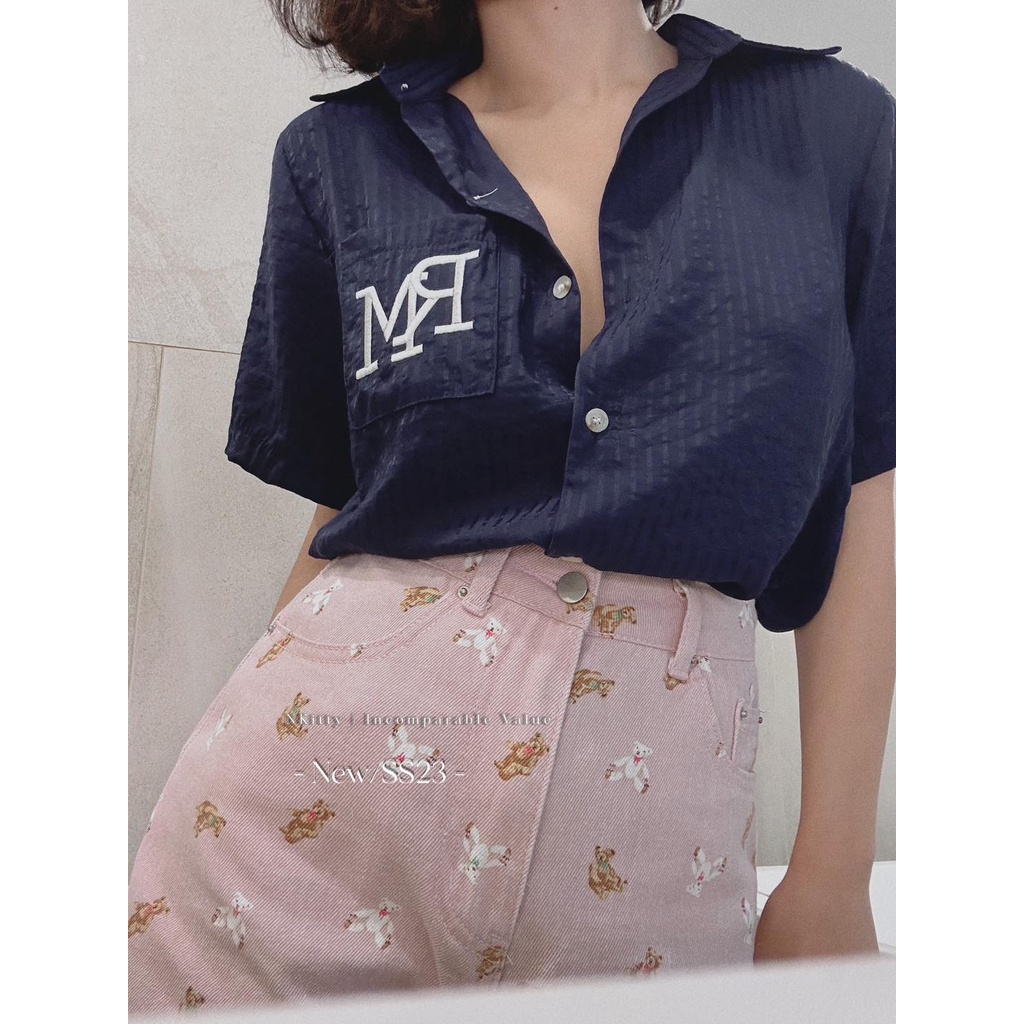Áo sơ.mi đũi mềm thêu r.m