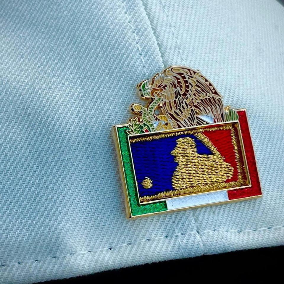 Spot Decorative Hat Badges ForNew Era Hat Pins Mexican Metal New Era Cartoon Pins Hat Pins MESM