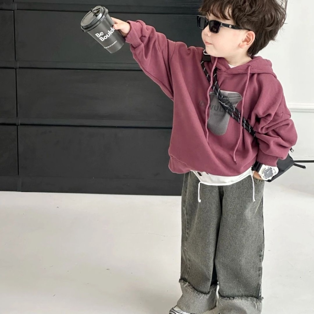 Set Áo Nỉ Dài Tay + Quần jeans Xẻ Rách Phong Cách Hàn Quốc Mới Cho Bé Trai