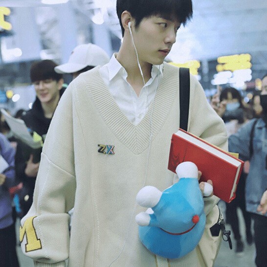 Ghim Cài Áo Hình Chữ Cái Tiếng Anh Dễ Thương