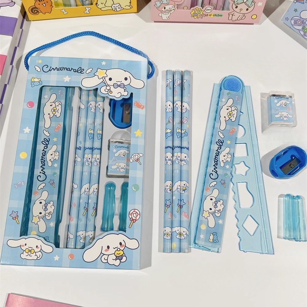 Bộ Văn Phòng Phẩm Sanrio 3 Bút Chì/2 Nắp Bút/2 Thước Gấp/1 Cục Tẩy/1 Gọt Bút Chì Bé Trai Bé Gái Đồ dùng học tập Học sinh Văn phòng phẩm Quà Tặng Cho Trẻ Em royal1.vn