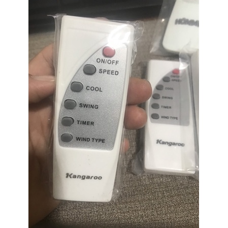 Điều khiển remote từ xa dùng cho Quạt điều hoà Kangaroo KG50F79 - loại có 6 nút bấm- hàng chính hãng zin - tặng kèm pin