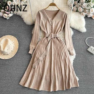 Qunz đầm dệt kim mỏng xếp ly cổ chữ v thời trang xinh xắn 6684