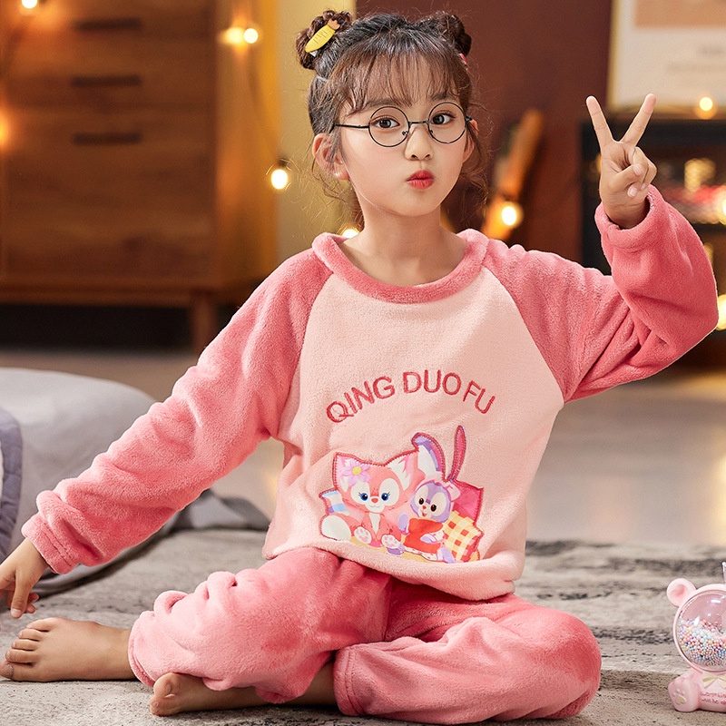 Bộ Đồ Ngủ Chất Nỉ Dày Dặn In Họa Tiết Hoạt Hình Trái Dâu Dễ Thương Thời Trang Thu Đông Cho Bé Gái