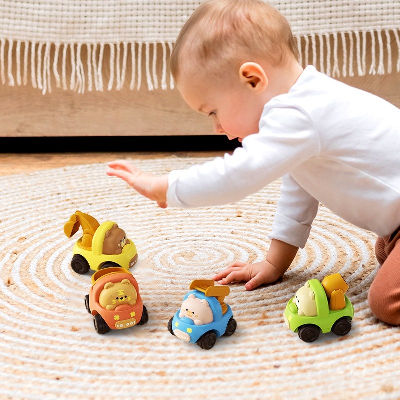 Mô Hình Xe Tải Đồ Chơi mini Bằng Nhựa Họa Tiết Hoạt Hình Dễ Thương Dùng Làm Quà Tặng Cho Bé