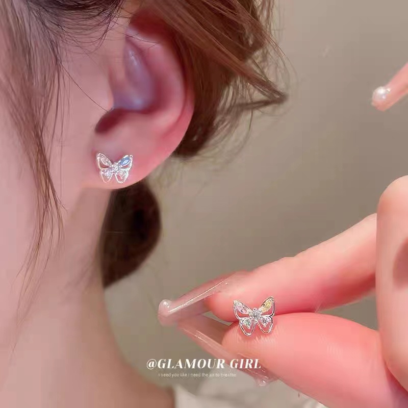 Khuyên Tai Hình Bướm Nhỏ Sáng Phong Cách Ngọt Ngào Mẫu Mới 2023 Dành Cho Bạn Nữ