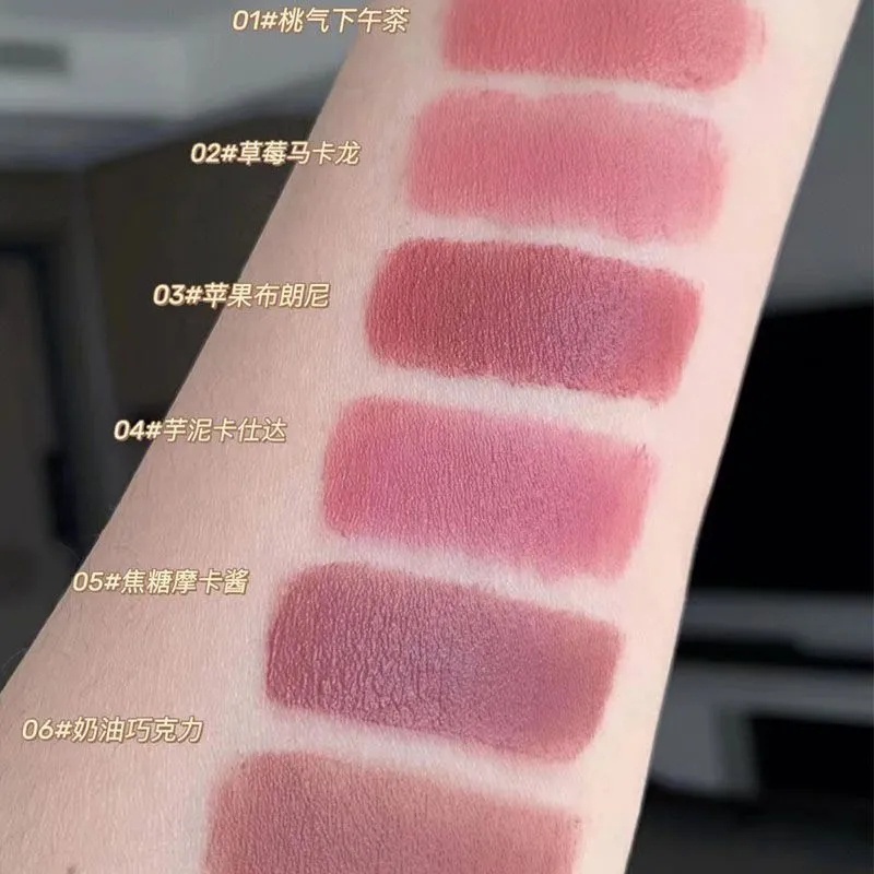 Flortte Son Kem Lì Trang Điểm Làm Trắng Môi