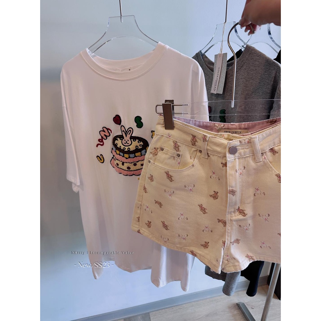 Áo thun thêu bánh thỏ wg.we