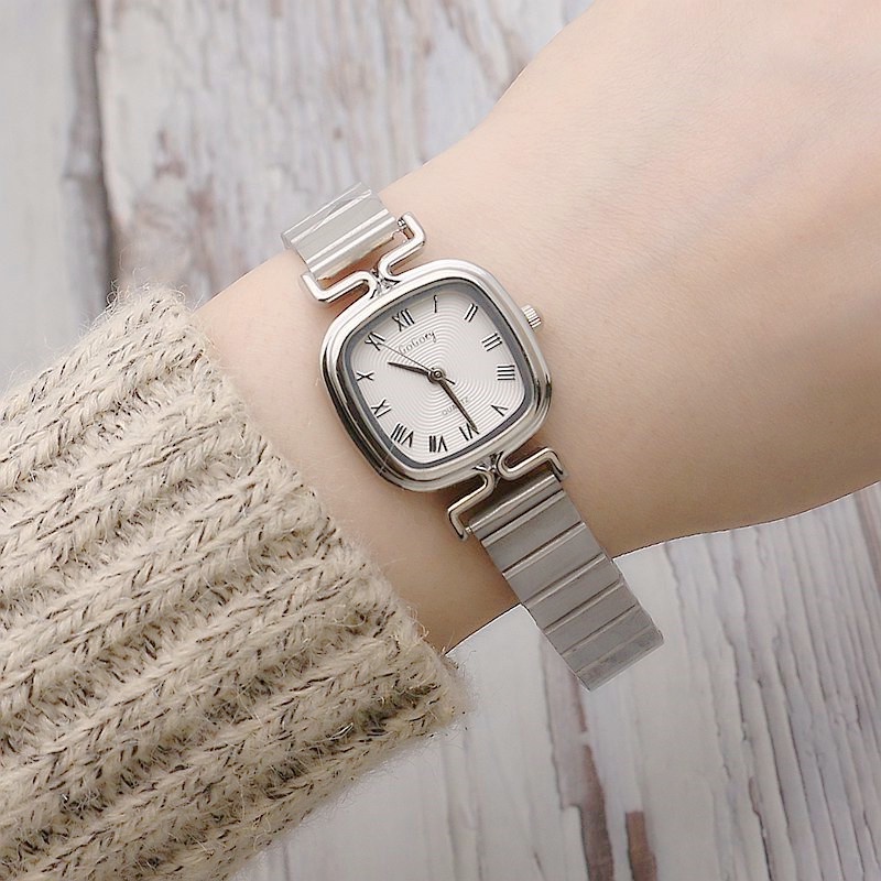 Đồng Hồ Đeo Tay Mặt Vuông Dây Ruy Băng Thời Trang Cho Nữ