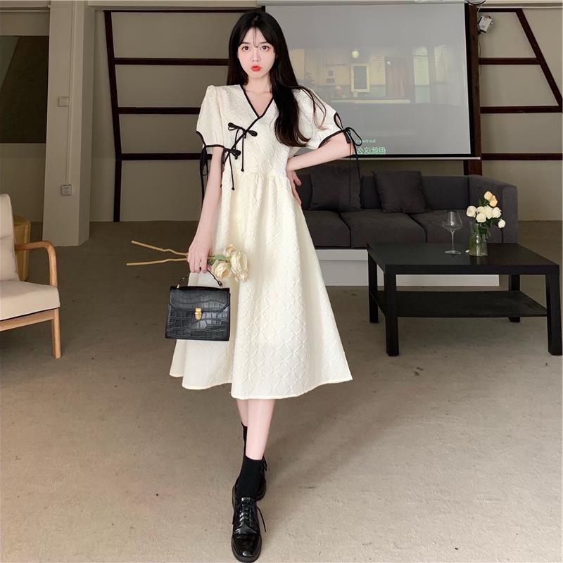 Đầm Thời Trang Màu Trắng Thanh Lịch Cho Nữ