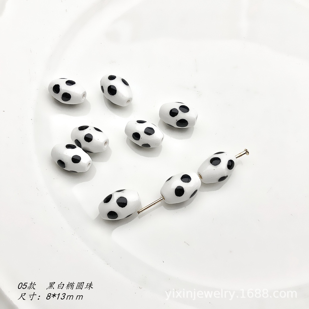 Bộ 5 Hạt Gốm Hình Vuông / Gấu / Hoa / Chân Mèo Dễ Thương Dùng Làm Vòng Tay / Vòng cổ