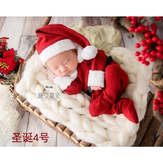 Trang phục chụp ảnh giáng sinh cho bé sơ sinh