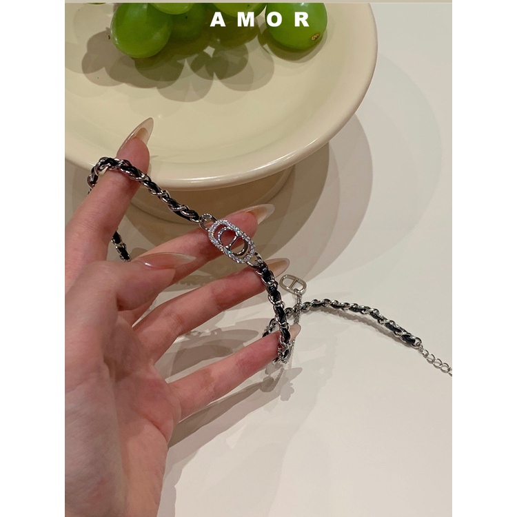 Vòng cổ choker Da Mặt Chữ Cái Tua Rua