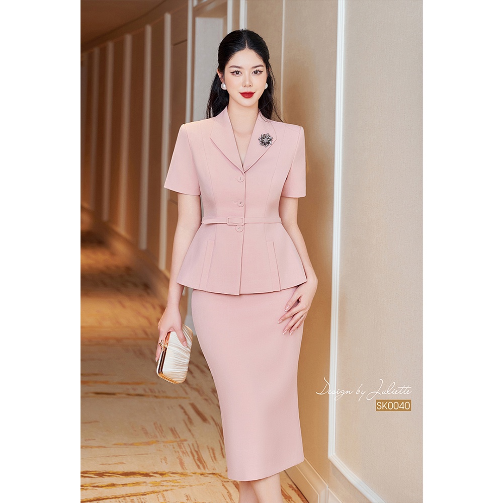 Set áo blazer cổ ve tay lỡ, chân váy bút chì trẻ trung thương hiệu IFY DESIGN- SK0040