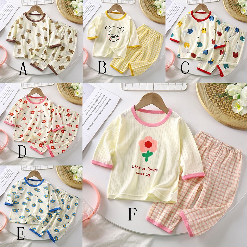 Bộ Đồ Ngủ Tay 3 / 4 Họa Tiết Hoạt Hình Xinh Xắn Dành Cho Bé