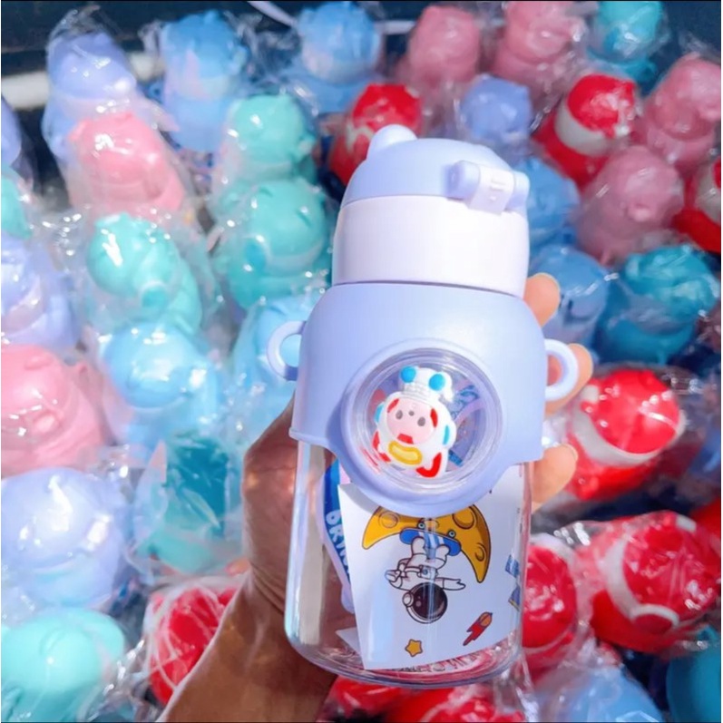 Bình uống nước hoạt hình Candy Space 600ml