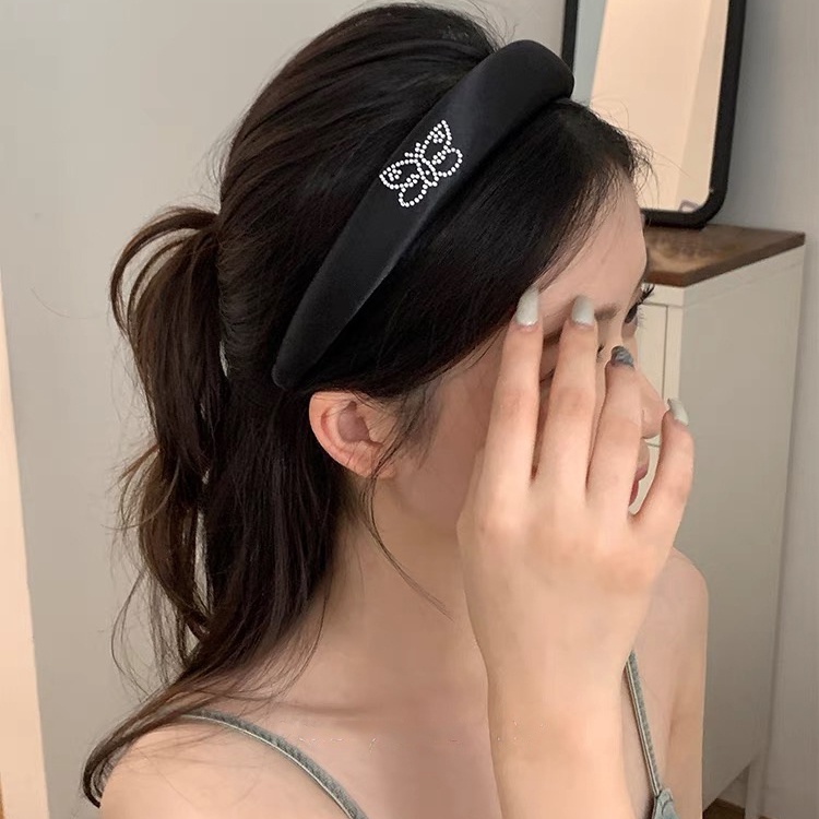 Băng Đô Cài Tóc Bằng Xốp Đính Đá Hình Bướm Thời Trang Cho Nữ CHLINS