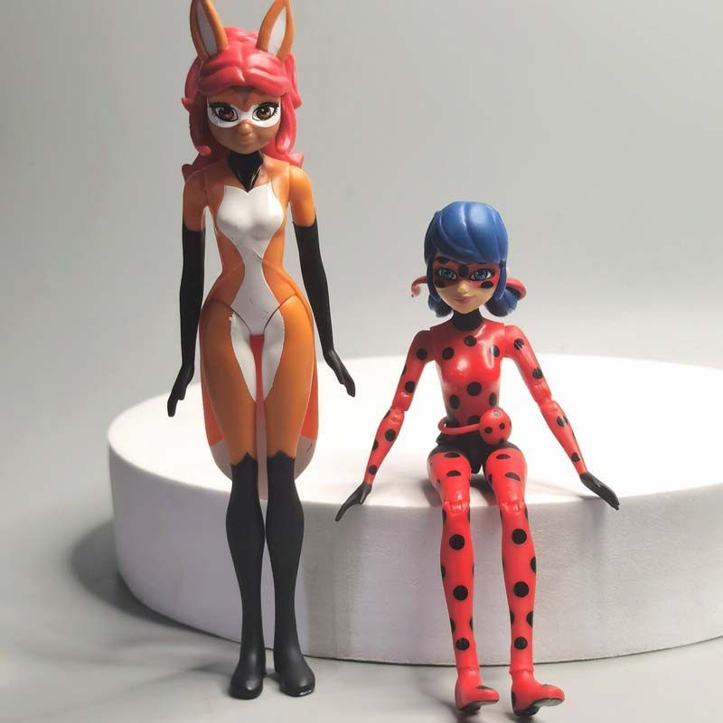 Mô Hình Nhân Vật ladybug Xinh Xắn Dùng Để Trang Trí