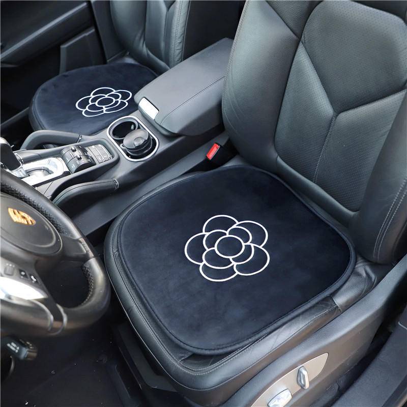 Đệm Lót Ghế Ngồi Xe Hơi Hình Hoa Trà Dễ Thương Cho Phái Nữ